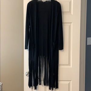 Duster cardigan black with pockets and fringe